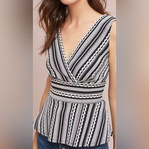 Anthropologie Vanessa Virginia Sleeveless black white v-neck peplum Top Size S